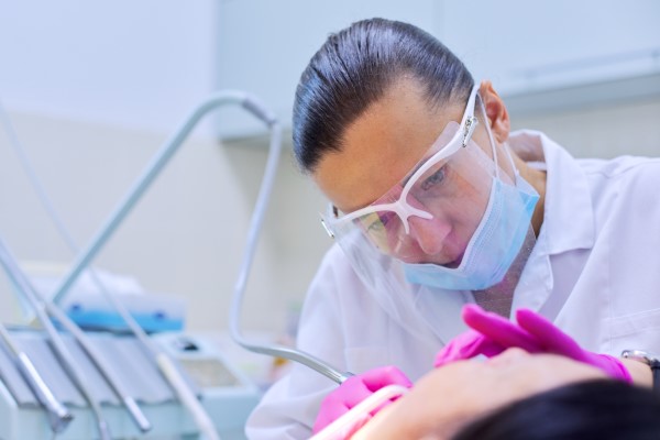 A General Dentist Explains Why X-rays Are Recommended - Elizabeth H