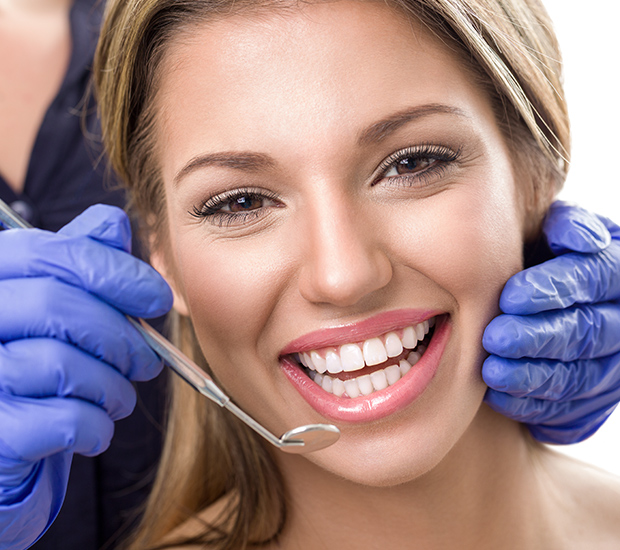 Baton Rouge Teeth Whitening at Dentist